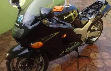 KAWASAKI NINJA ZX-11 